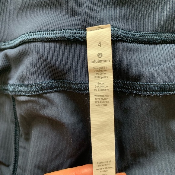 Lululemon Dance Studio crop 25” - Picture 6 of 9